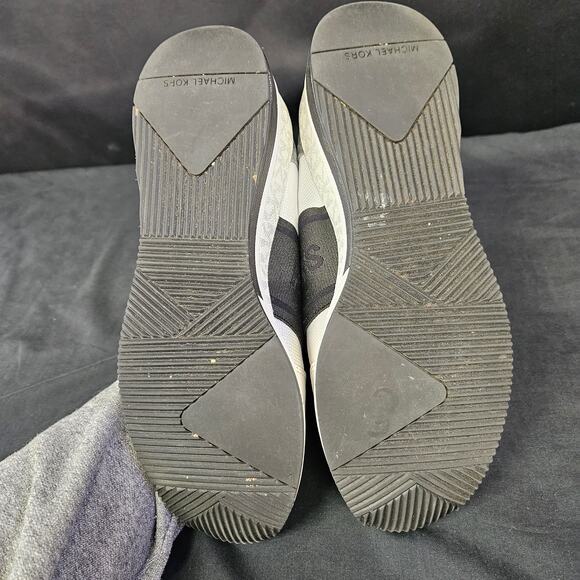 Michael Michael Kors Felix Nylon and Logo Trainer Shoes Size 8.5M Black White - Picture 7 of 11